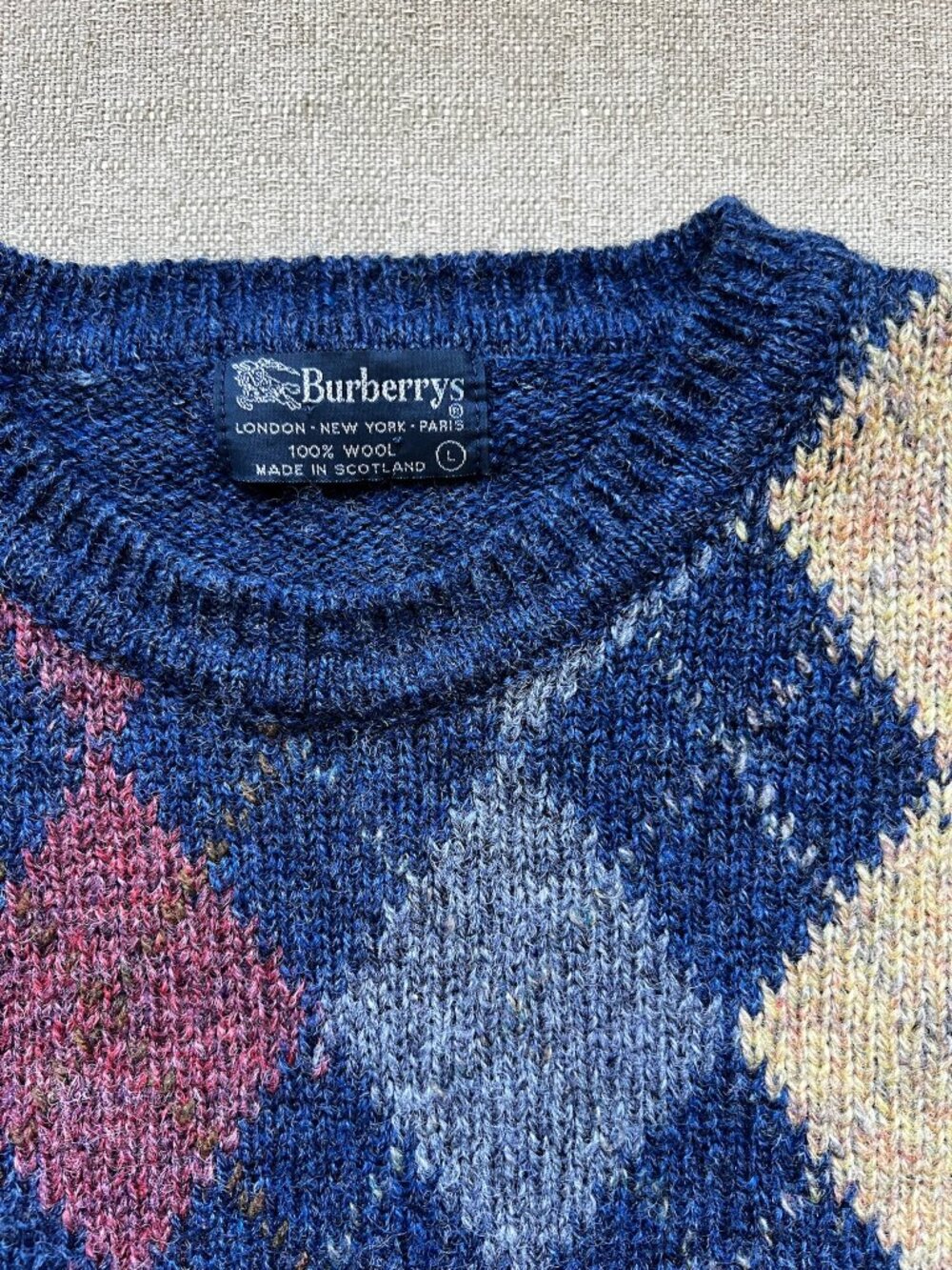 Burberry 100% Argyle Pattern Wool Sweater (Size L)